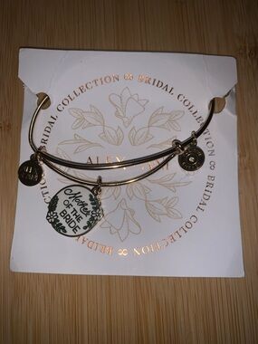 New Alex and Ani Gold 'Mother of the Bride' Charm Bangle